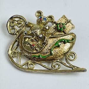 Vintage Style Christmas Mouse in Sleigh Brooch Pin Gold Tone Rhinestone Enamel